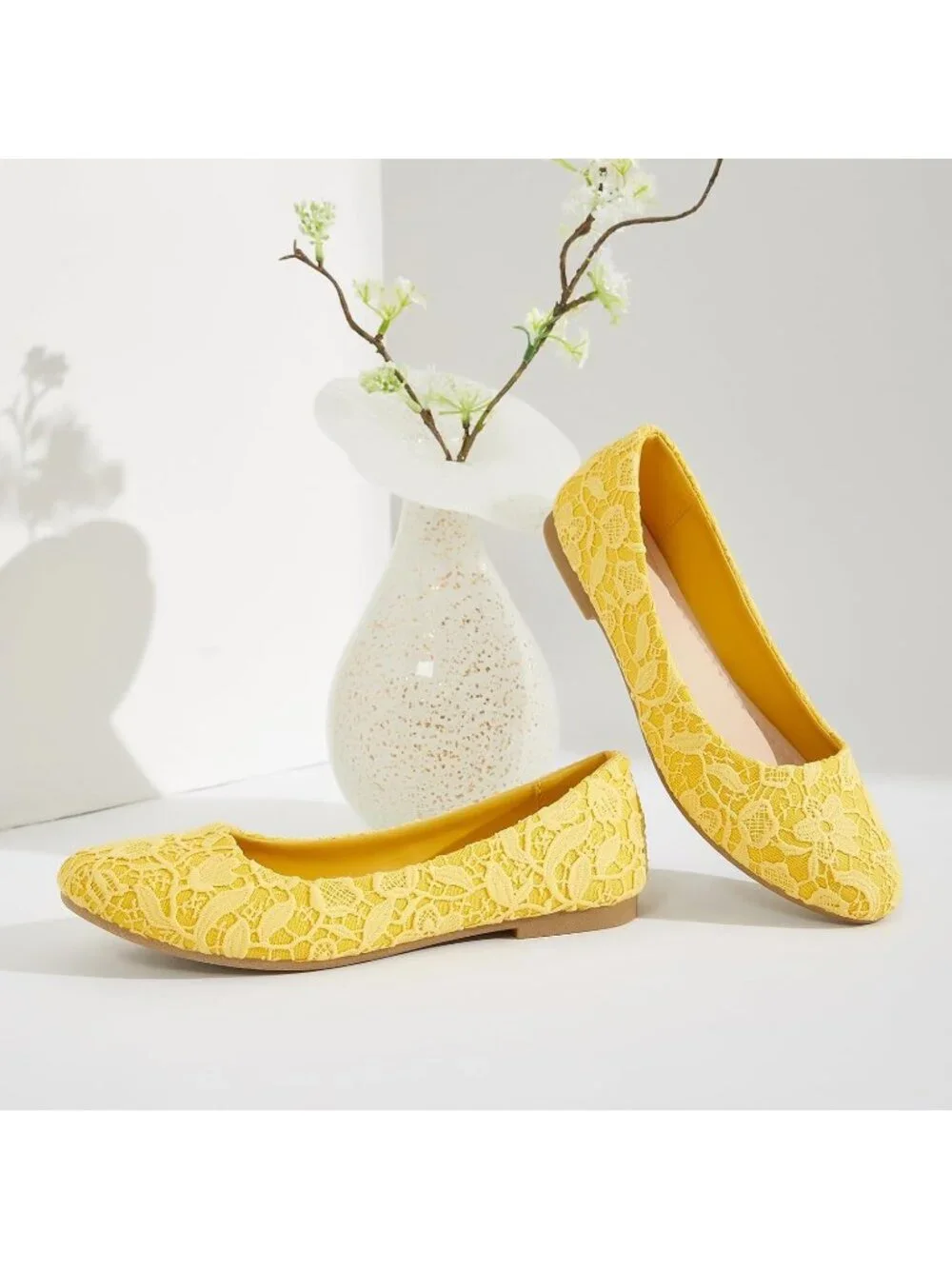 Women's Yellow Shoes Round Toe Shoes Lace Ballet Flats Dressy Comfortable
